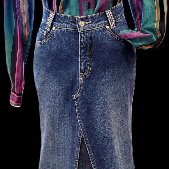 UPCYCLED HANDMADE "LAWMAN" ELEGANT MAXI DENIM & RHINESTONE SKIRT! - Picture 4 of 12